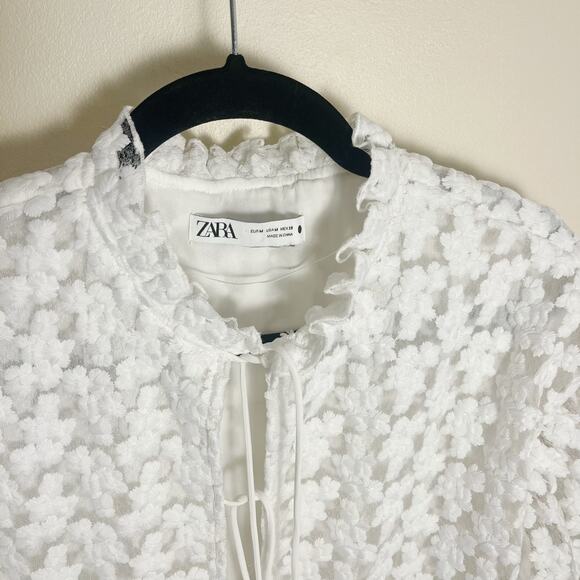 Zara Textured Weave Mini Viral White Dress Size Medium Boho Floral - Picture 5 of 13